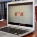 Netfliks ukida seriju koja je scenama seksa šokirala sve
