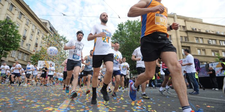 Počeo 36. Beogradski maraton, učestvuje rekordnih 10.500 trkača