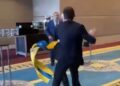 Ukrajinski delegat udario u lice ruskog kolegu u Ankari (VIDEO)