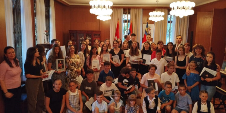 Deca su ogledalo otadžbine