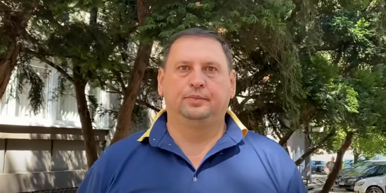 Taki ubeđen da će Maja pobediti, iskeširao 15.000 evra za skupocen poklon