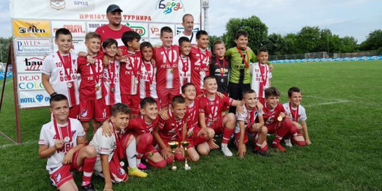 U 80 ekipa više od 1.000 mališana!