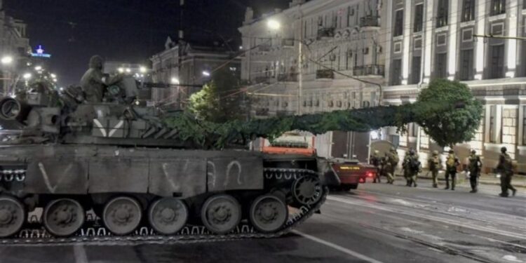 “Pocepali bi Rusiju na dva dela”