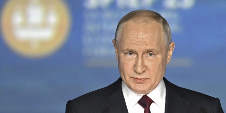 Putin: Kontraofanziva propala, strani plaćenici u Ukrajini ginu zbog svoje gluposti