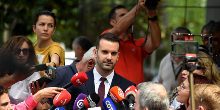 Milatović dao mandat Milojku Spajiću