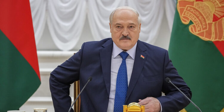 Lukašenko: Ne mogu da zamislim da je Putin kriv…