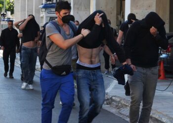 Objavljeni detalji hapšenja Dinamovaca: Tokom kontrole glumili turiste (FOTO)