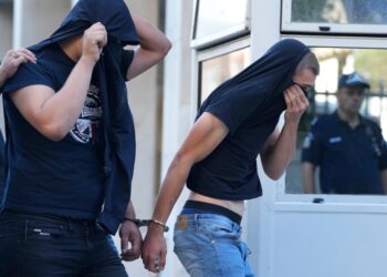 Za ubistvo navijača, određen pritvor za 12 huligana, među njima i 10 Hrvata