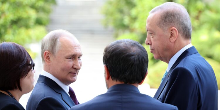 Erdogan po povratku iz Sočija: Nema nikakvih izgleda za mir u Ukrajini