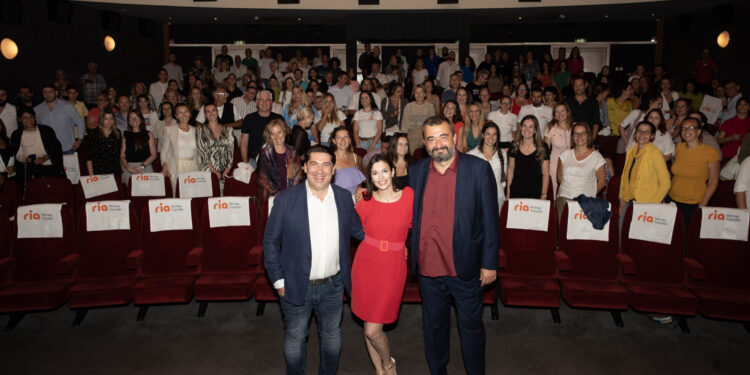 Aplauzi za domaći film