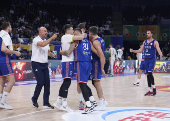 Polufinale je tu: Košarkaši Srbije ubedljivo pobedili Litvaniju!