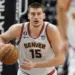 Igrač za sva vremena: Nikola Jokić stigao Lebrona Džejmsa (VIDEO)