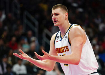 Jokić dobar u porazu