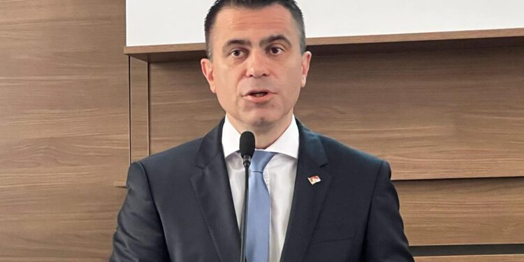 Za jače veze rasejanja i matice