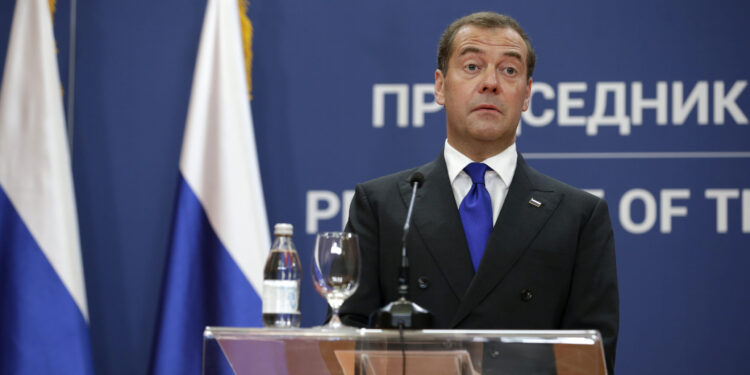 Medvedev: Rusija i NATO od Kubanske krize nikada nisu bili toliko blizu trećem svetskom ratu