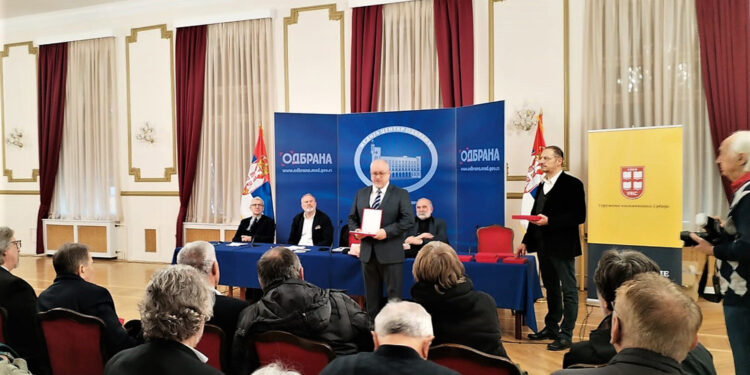 Priznanje deci i bečkoj Prosvjeti