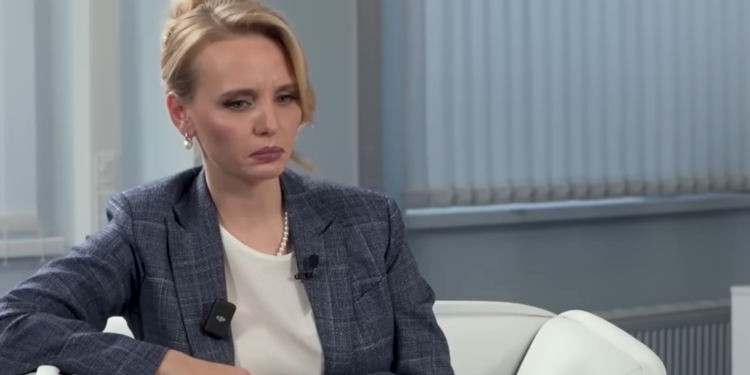 Šta radi i koliko zarađuje ćerka Vladimira Putina?