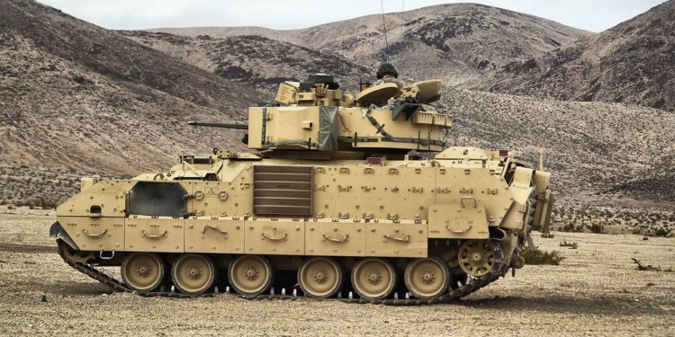 “‘Bredli’ nema nikakve šanse protiv ruskog oklopnjaka BMP-3”