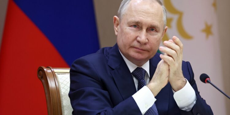 “Čestitam Putinu na blistavoj pobedi”