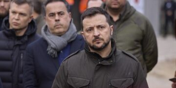 Zelenski u problemu: Gde je 700.000 vojnika?