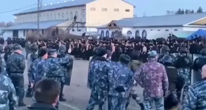 Rusija zatvara sibirske zatvore jer su osuđenici otišli u rat sa Ukrajinom