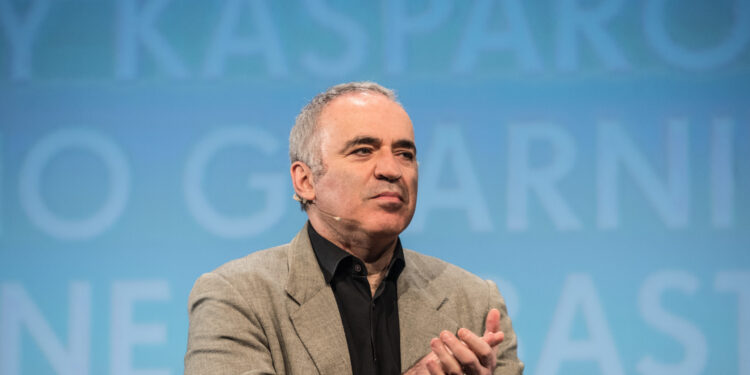 Kasparov: Odluka Rusije više govori o “Putinovom fašističkom režimu”, nego o meni