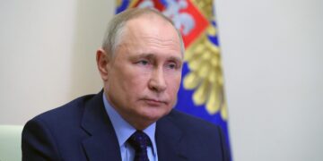 Putin: Postoje uslovi za dalji razvoj, niko spolja neće suzbiti volju Rusa