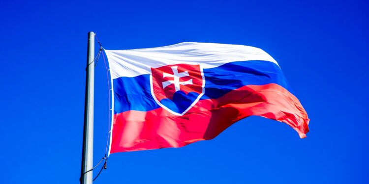 Zapadni mediji: Slovačka postala jedna od najvećih proruskih zemalja u Evropi