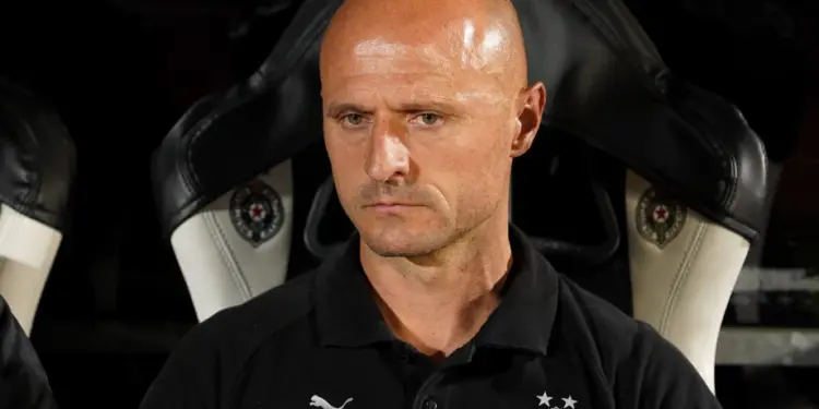 Partizan smenio trenera