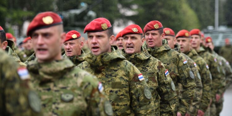 “Nema trke u naoružanju sa Srbijom – Hrvatska je jača i članica je NATO”