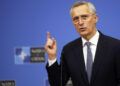 Stoltenberg: Ukrajincima treba dozvoliti upotrebu NATO oružja za mete unutar Rusije