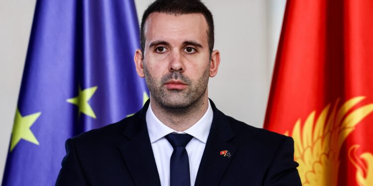 Premijer Crne Gore: Za nas Srbi nisu i ne mogu biti genocidan narod