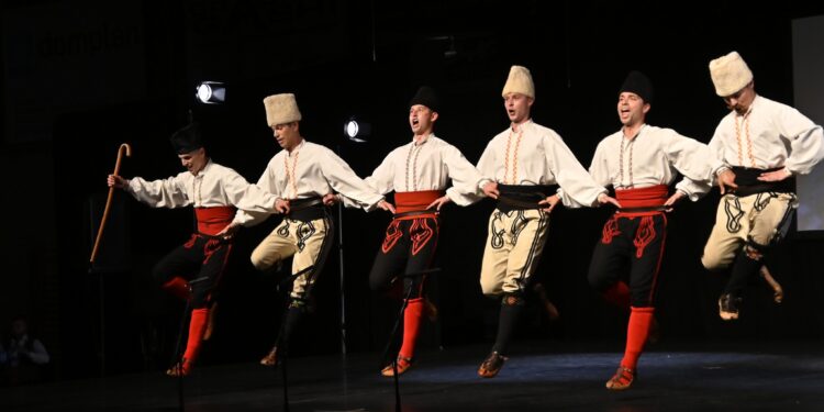 Ko čeka – KOLO dočeka