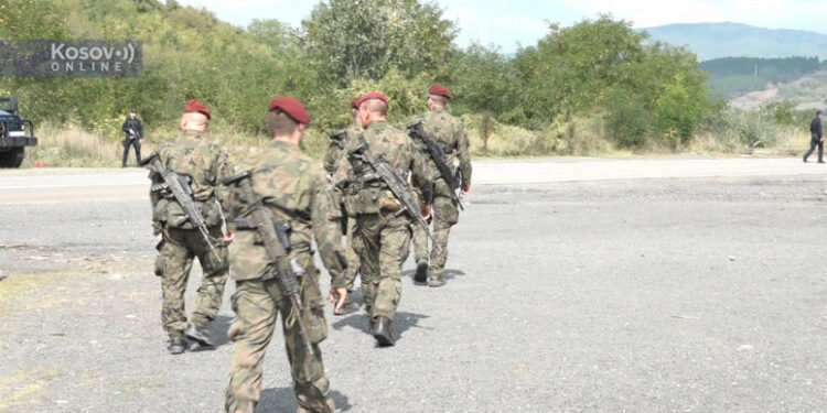 Hrvatski vojnici stižu na Kosovo