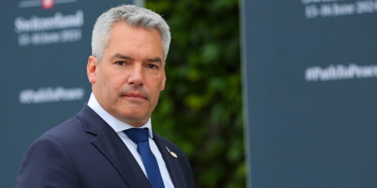 Austrijski kancelar: Napadi Ukrajine na teritoriju Rusije su dozvoljeni
