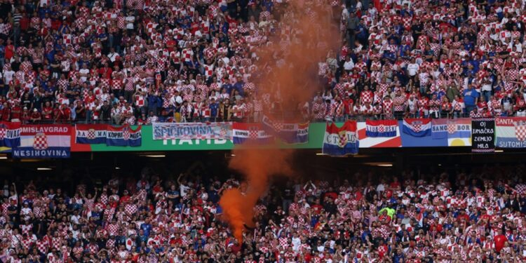 UEFA pokrenula istragu protiv FS Hrvatske i FS Albanije zbog povika „Ubij Srbina“