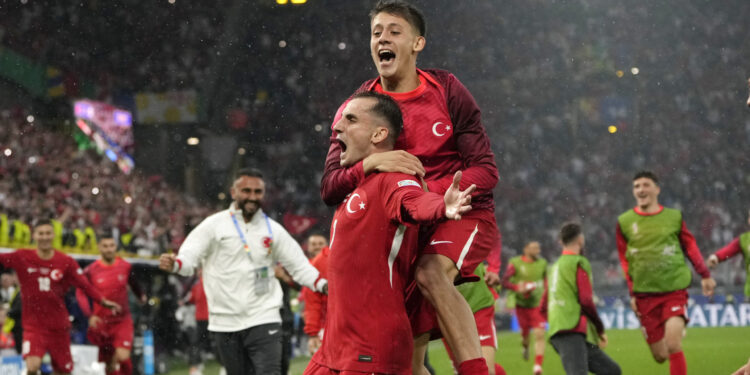 Fudbaleri Turske pobedili Gruziju na Evropskom prvenstvu