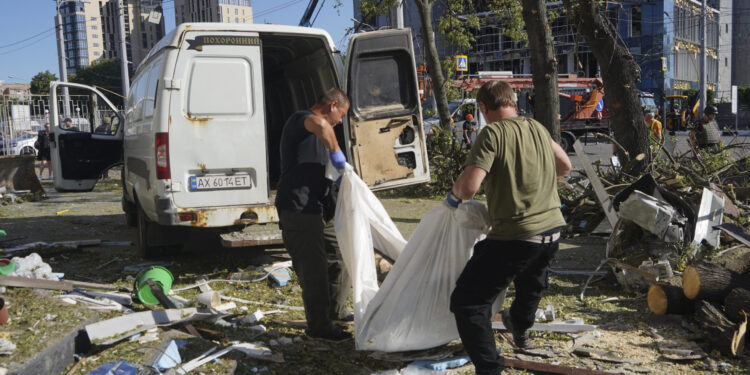 Šmihal: Ukrajini treba više oružja i aviona da zaštiti mirne gradove