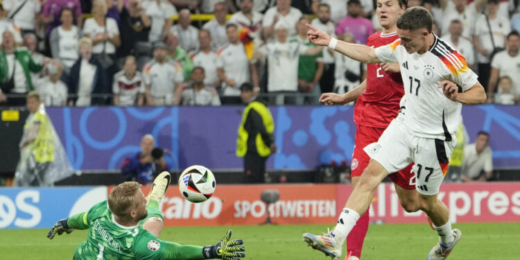 Fudbaleri Nemačke pobedili Dansku i plasirali se u četvrtfinale Evropskog prvenstva