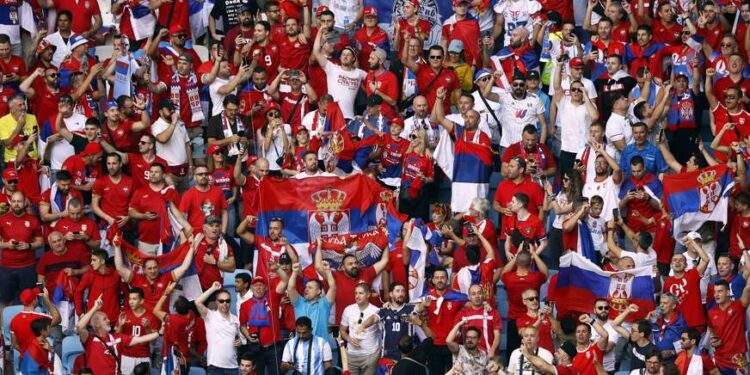 „Dejli mejl“ iz Beograda: Neka je Englezima Bog u pomoći!
