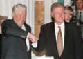 “NATO neće predstavljati pretnju Rusiji”: Obelodanjeni razgovori Jeljcina i Klintona iz 1997.