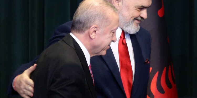 Erdogan pohvalio Albaniju: Podrška “strateškom partneru”