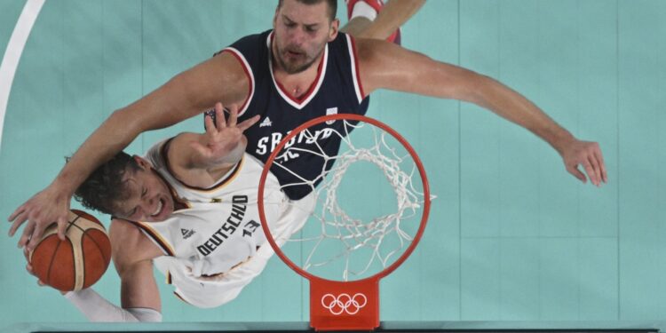 Nikola Jokić postao četvrti košarkaš koji je zabeležio tripl-dabl u istoriji OI