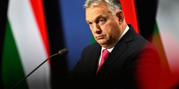 Orban potpisao: U toku je najteža faza…