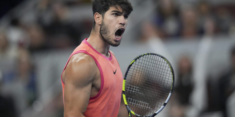 Karlos Alkaras pobedio Janika Sinera i osvojio ATP turnir u Pekingu