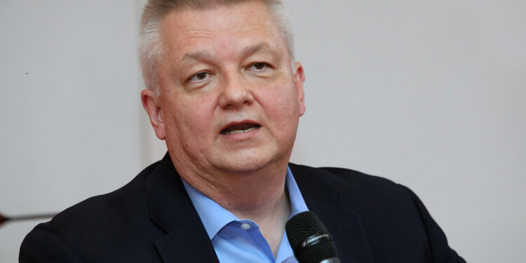 Tramp bolje razume Srbiju