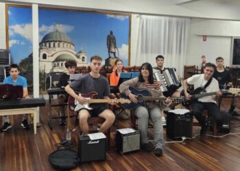 Celovečernji etno koncert u Brizbejnu