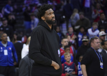 NBA liga pokrenula istragu zbog napada Džoela Embida na novinara
