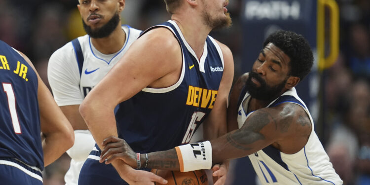 Denver pobedio Dalas uz novi tripl-dabl Nikole Jokića