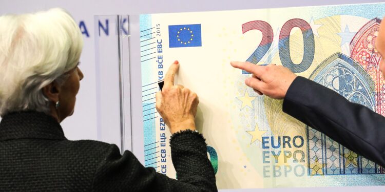 Evropljani veruju u evro